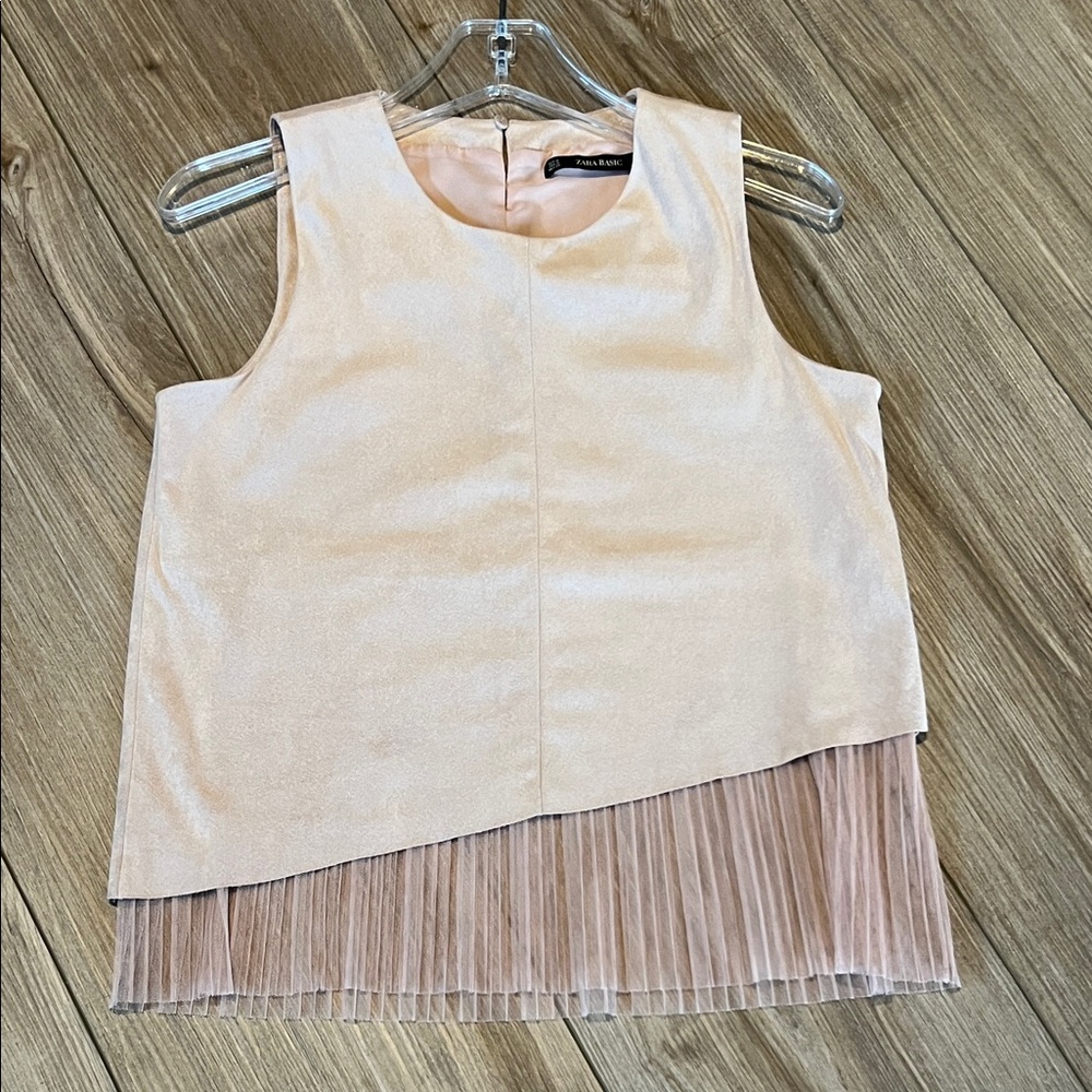 ZARA Adorable Blush Pink Sleeveless Blouse with Pleated Mesh Hem Sz MED